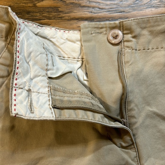 Talbots Petites Stretch Khaki Shorts - Picture 3 of 14